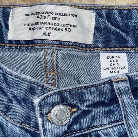 H&M Flare Distressed Blue Jeans (Size 6) - Picture 5 of 8